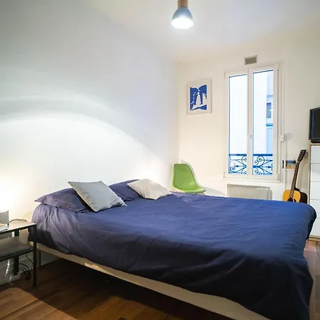 Cosy At The Foot Of Montmartre アパート パリ